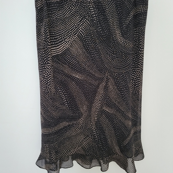 New York & Company Women Dotted Skirt Ruffle Hem Size Medium - Picture 6 of 6